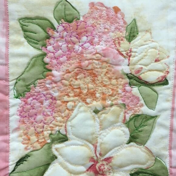 NWT Hand Crafted Quilted Wall Hanging/Runner - Picture 6 of 12
